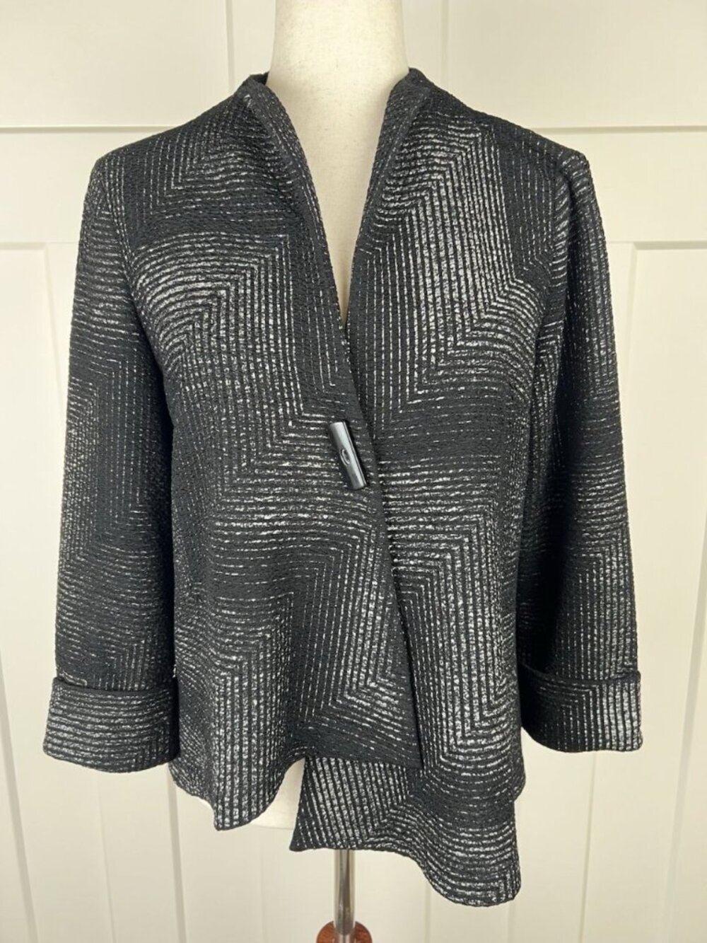 Vintage Joseph Ribkoff Black Silver Textured Knit Jacket Asymmetrical Canada 4